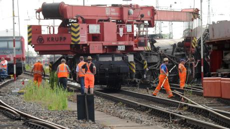 Unfall nahe des Hauptbahnhofes: Weil fünf Güterzugwaggons entgleisten, kam es 2010 Tage lang zu Verspätungen. 
