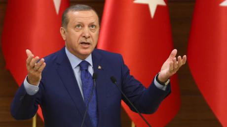 Michael Stifter, Leiter unserer Politikredaktion, schreibt, warum wir Erdogan Grenzen setzen müssen.
