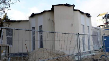 Der Rohbau der Ahmadiyya-Moschee in der Donauwörther Straße ist fast fertig. Anfang 2017 geht das Gotteshaus in Betrieb. 