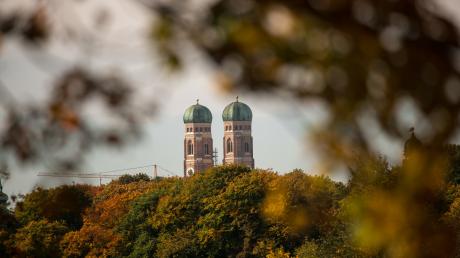 Auch die bayrische Landeshauptstadt München ist im Herbst einen Besuch wert.