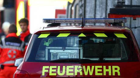 In Wallerstein mussten am Mittwoch die Feuerwehren aus vier Ortschaften ausrücken, um einen Brand zu löschen. 