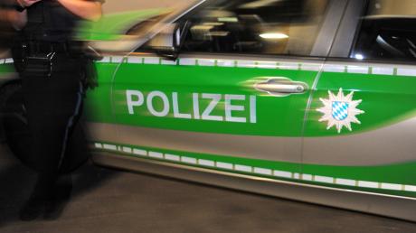 Ein 69-Jähriger erhebt schwere Vorwürfe gegen eine Autofahrerin in Schrobenhausen - nun ermittelt die Polizei.