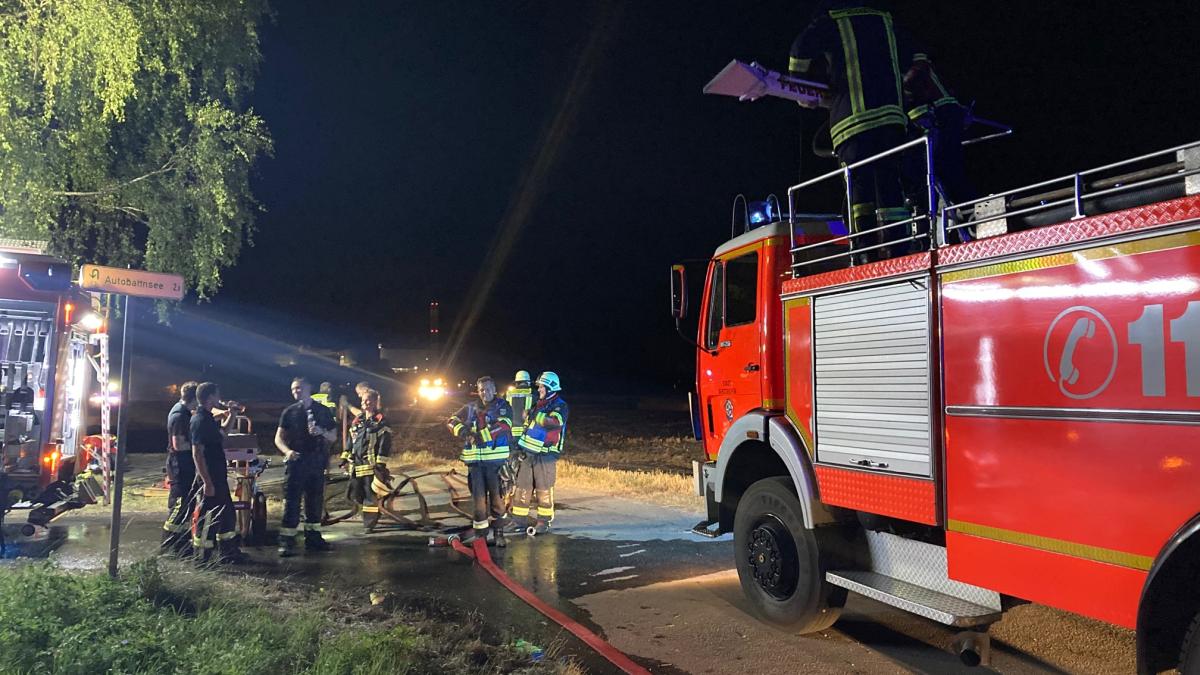 #Augsburg: Brand auf Getreidefeld: Rauch zieht Richtung A8