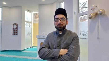 In seiner Heimat werden die Angehörigen seiner Religionsgruppe verfolgt: Luqman Ahmad Shahid ist der Imam der Ahmadiyya-Gemeinde in Augsburg.