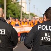 Größeren  Protest der Letzten Generation wie hier in Ende Mai in Berlin gab es in Würzburg bislang nicht. Laut unterfränkischem Polizeipräsidium könnte sich das am Mittwoch ändern (Symbolfoto).