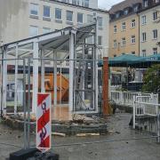 Die Stadt Würzburg baut aktuell den bekannten Pavillon auf dem Sternplatz ab. Hier soll etwas Neues entstehen.