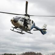 Ein Polizeihubschrauber der Hubschrauberstaffel Roth wurde während eines Einsatzes über Würzburg mit einem Laserpointer geblendet (Symbolfoto).