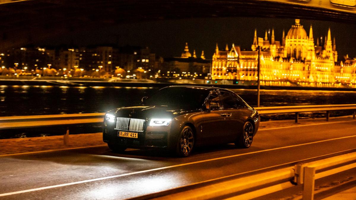 #Ziemlich schwarz und mehr PS: Rolls-Royce bringt den Ghost auch als Black Badge