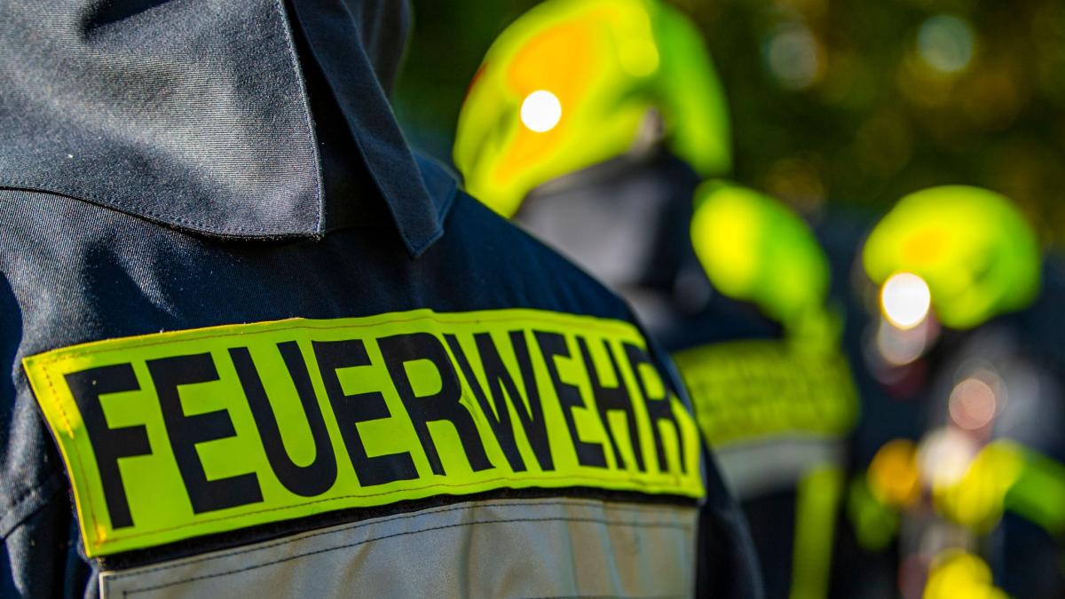#Achstetten: 50.000 Euro Schaden bei Garagenbrand: Feuerwehr verhindert Schlimmeres