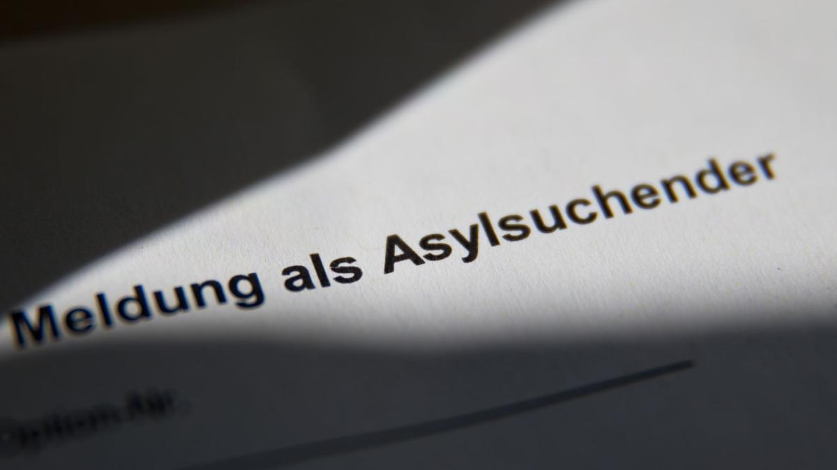 #Bayern: Zahl der Asylanträge in Bayern steigt wieder deutlich