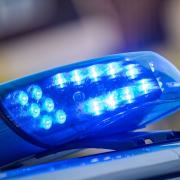 Wegen eines Unfalls wurde die Polizei zum Kreisverkehr an der Augsburger Straße in Krumbach gerufen..
