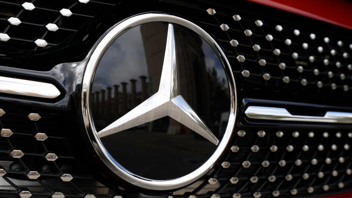 #Mercedes-Benz hat sich komplett vom russischen Markt zurückgezogen