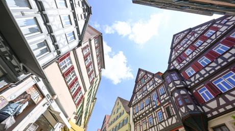 Fachwerkhäuser prägen das Stadtbild von Tübingen.