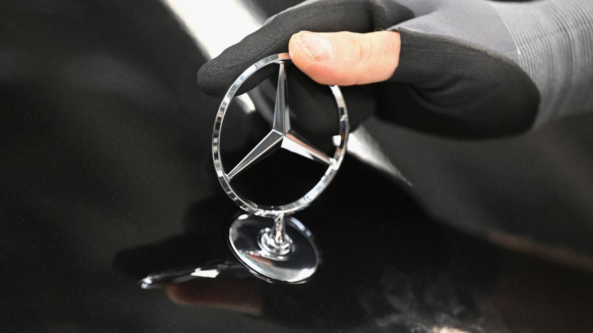 #Autohersteller: Mercedes-Benz verkauft mehr Autos