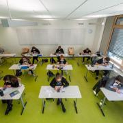 In diesem Jahr machen rund 34.000 junge Menschen in Bayern Abitur – im nächsten sind es nur knapp 5000.