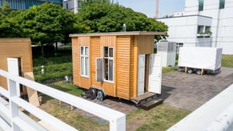 Heim auf Rädern: ein Tiny House, aufgenommen auf dem Gelände des Bauhaus Campus in Berlin.