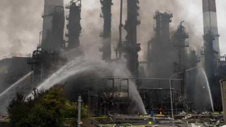 Die gewaltige Explosion in der Bayernoil-Raffinerie vor fünf Jahren, am 1. Septeber 2018, hat hohe Schäden verursacht. 	