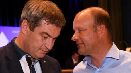 Können gut miteinander: Markus Söder und Martin Sailer. Dennoch geht die Zeit des Augsburger Landrats als CSU-Vize nun zu Ende.