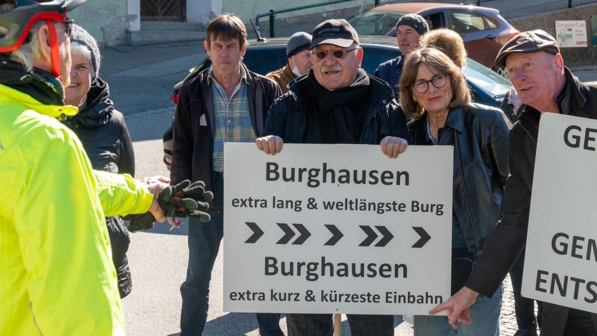#Altötting: Brücke zwischen Deutschland und Österreich spaltet Nachbarn