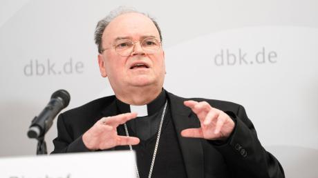 Der Augsburger Bischof Bertram Meier ist einer der bayerischen Bischöfe, die den Vatikan um die Klärung ihrer Fragen zum "Synodalen Ausschuss" baten.