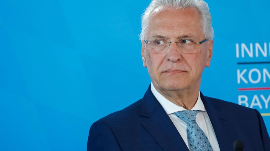 Joachim Herrmann (CSU), Innenminister von Bayern, wirft dem Bund Versäumnisse bei der Asylpolitik vor.
