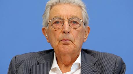 Gerhart Baum (FDP), ehemaliger Bundesinnenminister.