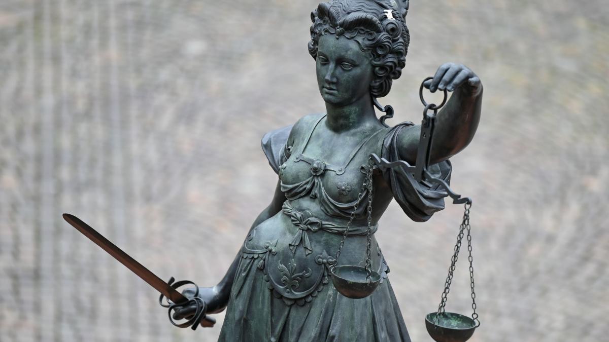 #Prozess: „Ein Spezi muss dabei sein“: Urteil in Rechtsstreit erwartet