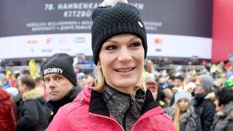 Maria Höfl-Riesch kommt zu einem Rennen.