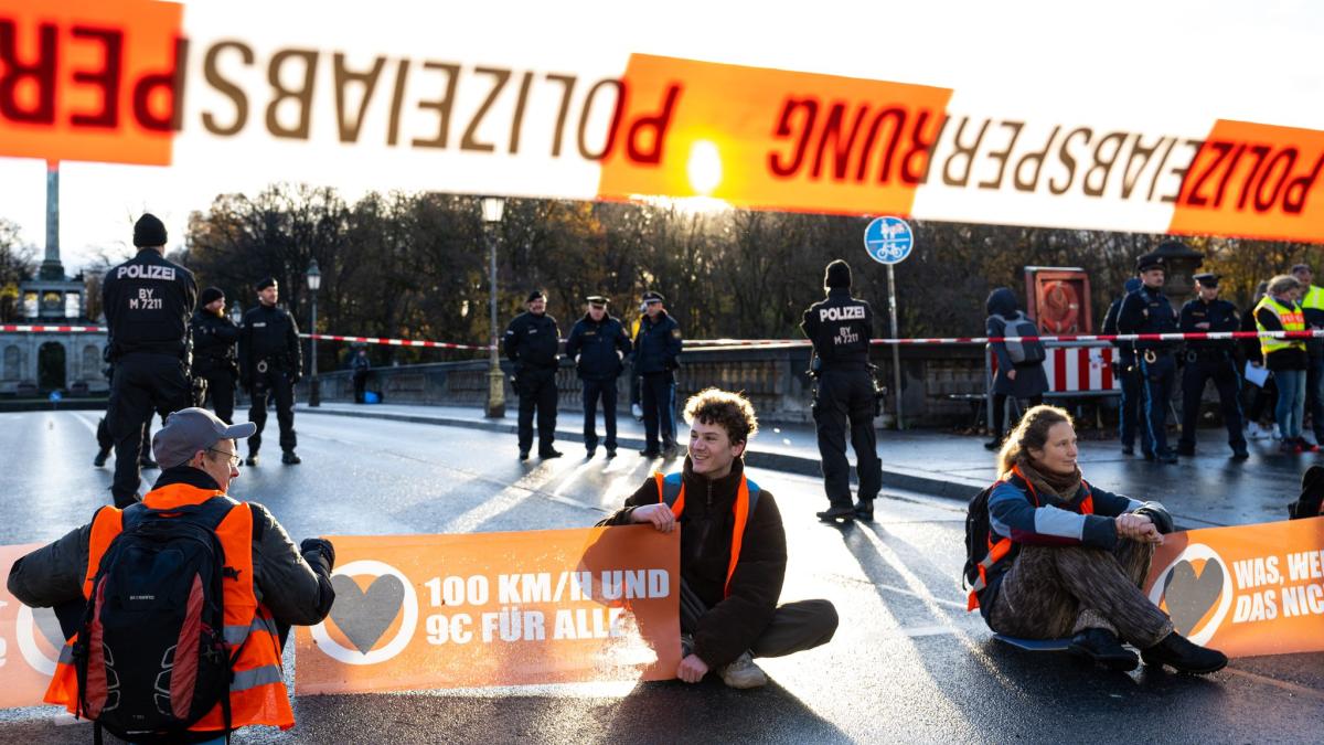 #“Letzte Generation“: Polizei: Vier Klimaaktivisten in Präventivgewahrsam
