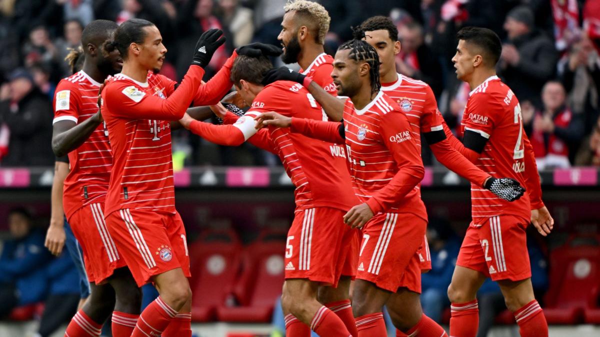 Bundesliga Bayern siegen nach Bochum-Fauxpas