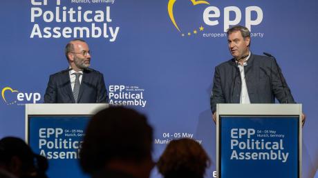 EVP-Parteivorsitzender Manfred Weber (l) und Ministerpräsident von Bayern und CSU-Vorsitzender Markus Söder.