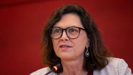 Die Präsidentin des Bayerischen Landtags, Ilse Aigner (CSU), spricht.