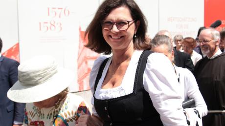 Ilse Aigner (CSU), Präsidentin des bayerischen Landtags, lächelt in die Kamera.