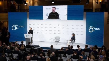 Wolodymyr Selenskyj, Präsident der Ukraine, spricht während der 60. Münchner Sicherheitskonferenz (MSC).