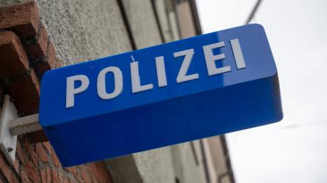 Ein ungewöhnlicher Vorfall wurde der Polizei aus Aystetten gemeldet.