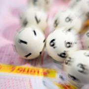 Ein Lotto-Spieler oder -Spielerin aus Oberbayern hat fast 1,5 Millionen Euro gewonnen.