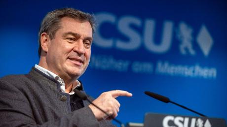 Markus Söder (CSU), Ministerpräsident von Bayern und Parteivorsitzender, nimmt an einer Pressekonferenz teil.