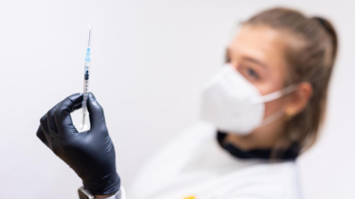 #Corona: Gesundheitssenatorin Gote: Keine Engpässe wegen Impfpflicht