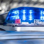 Ein Schüler wurde in Neuburg von einem Auto angefahren.
