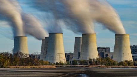 Braunkohlekraftwerk Jänschwalde: Deutschland will aus der Kohlekraft aussteigen, andere Länder beginnen erst mit der Nutzung.  