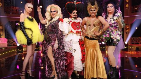Die Fachjury der RTL-Show «Viva la Diva - Wer ist die Queen?»: Danny MaFanny (l-r), Laila Licious, Bambi Mercury, Catherrine Leclery und Pam Pengco (undatiert).