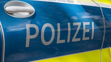 Die Polizei in Bobingen versucht einen kuriosen Unfall zu klären.