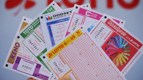 Keno ist eine von vielen Lotterien in Deutschland. Die Kenozahlen vom 15.1.24 finden Sie in diesem Artikel.