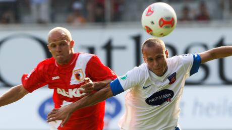 Der FC Augsburg hat das Testspiel gegen den Drittligisten 1. FC  Heidenheim mit 1:2 verloren.