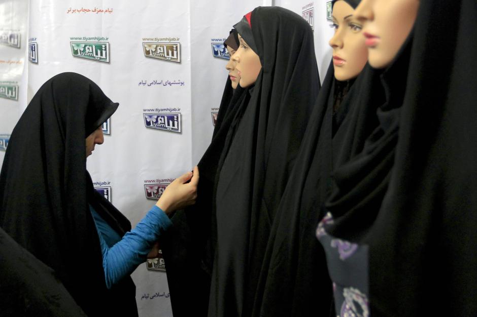 Bukra Nikab Tschador So Verhüllen Sich Frauen Im Islam