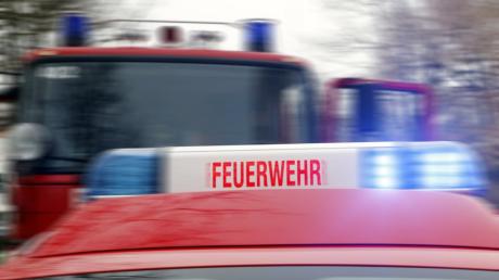 In Landsberg musste die Feuerwehr am Samstag zum Brand eines Schrebergartenhauses in der Jahnstraße ausrücken.