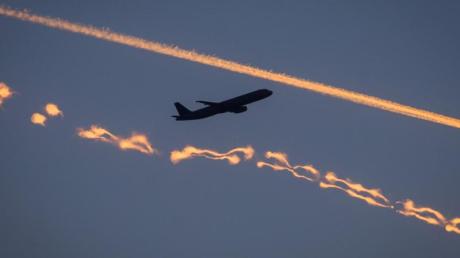 Das Flugzeug ist das klimaschädlichste Verkehrsmittel. Und doch sehr beliebt.