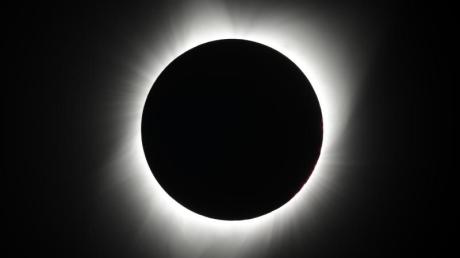 Totale Sonnenfinsternis 2017: Der Mond verdeckt in der Nähe von Redmond im US-Bundesstaat Oregon vollständig die Sonne.