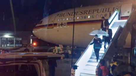 Der Kanzlerinnenflieger "Konrad Adenauer" funktioniert nicht immer problemlos. Deswegen reist Angela Merkel nun mit zwei Maschinen nach Osaka zum G20-Gipfel.