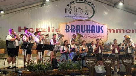 Die Brauhausmusikanten haben mit dem Musikverein Dettingen 110-jähriges Bestehen gefeiert.